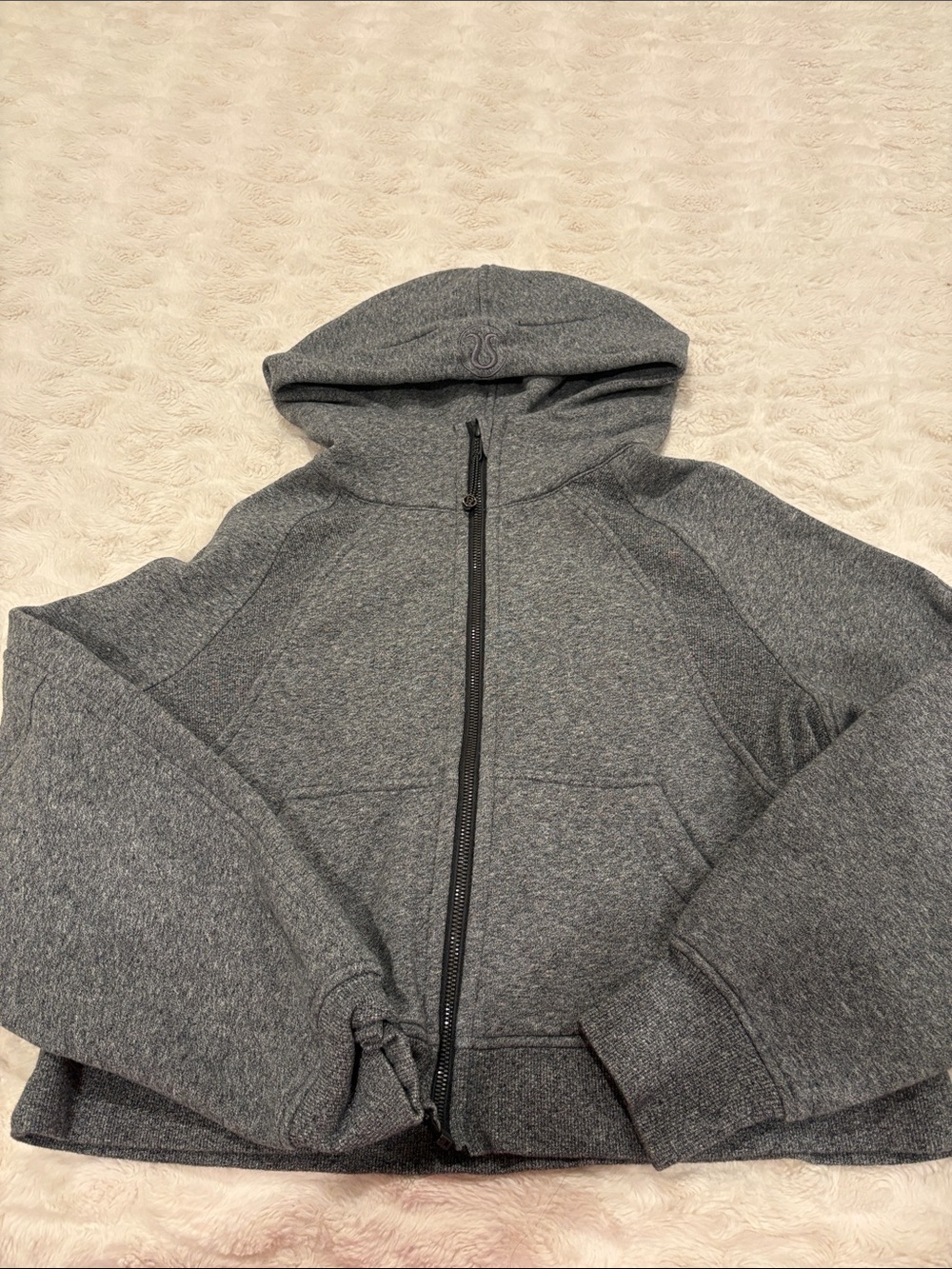lululemon athletica women’s grey Full-Zip cropped Hooded Jacket